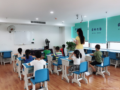 蒙格教育咨詢 精準(zhǔn)規(guī)劃，點(diǎn)亮未來(lái)